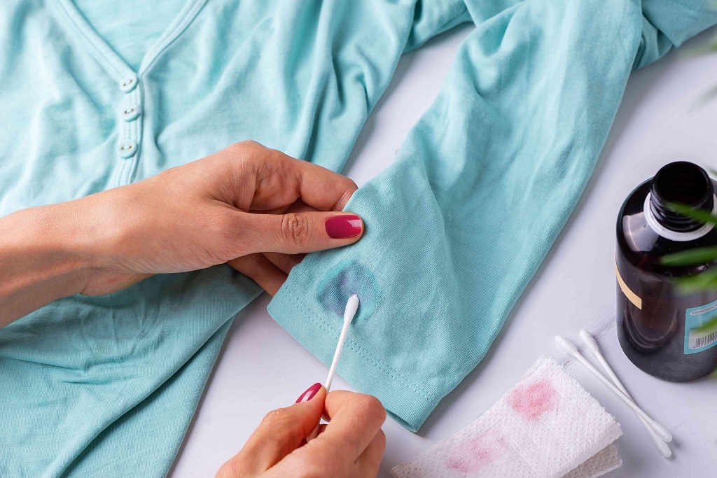How to Get Nail Polish out of Fabric: Some Simple Tips
